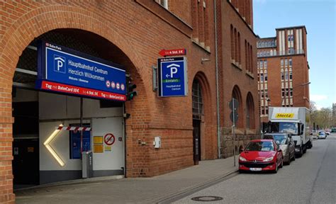 parken am hauptbahnhof hamburg